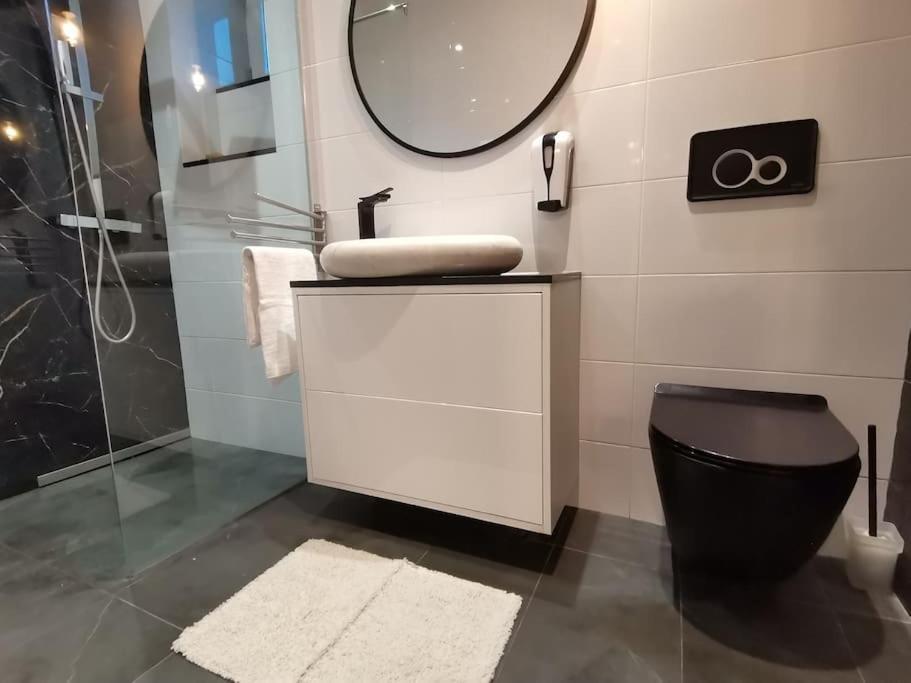 Apartamenty Motyl Bytom Bagian luar foto